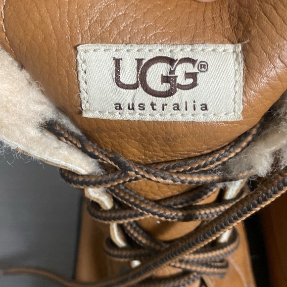 UGG Adirondack III Waterproof Leather
Winter Bootie Camel Size 7.5 - Picture 12 of 14
